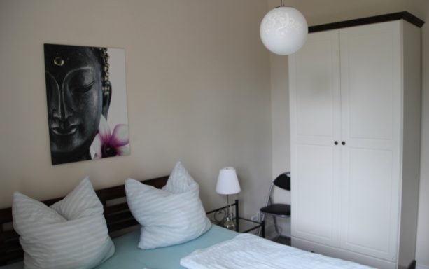 Schlafzimmer zum Hof